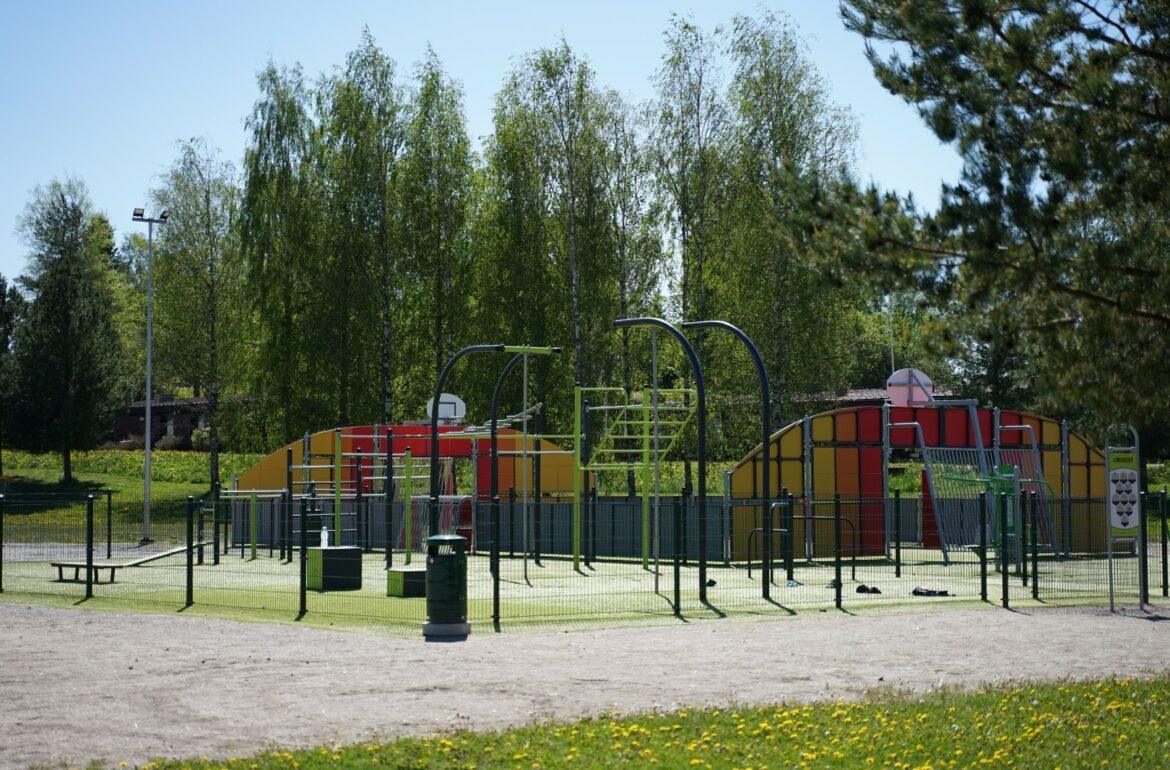 Idrottsplats med utegym